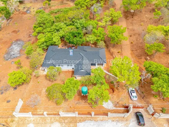 5 Bedroom House for Sale in Shawasha Hills, Harare
