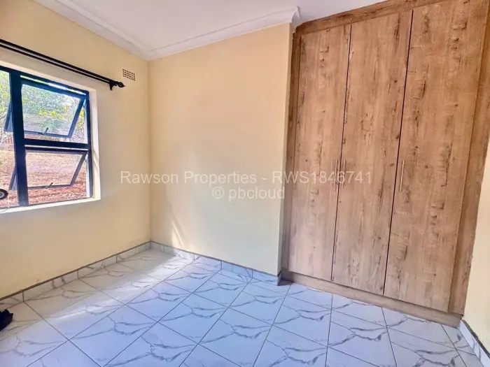 5 Bedroom House for Sale in Shawasha Hills, Harare