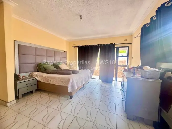 5 Bedroom House for Sale in Shawasha Hills, Harare
