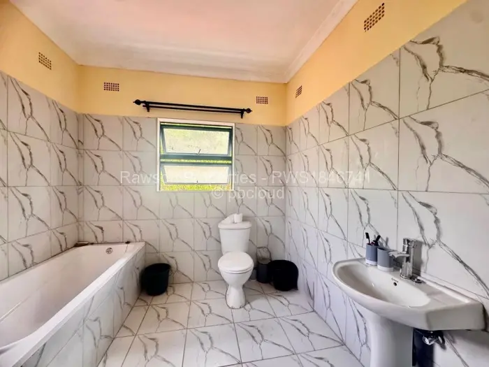 5 Bedroom House for Sale in Shawasha Hills, Harare