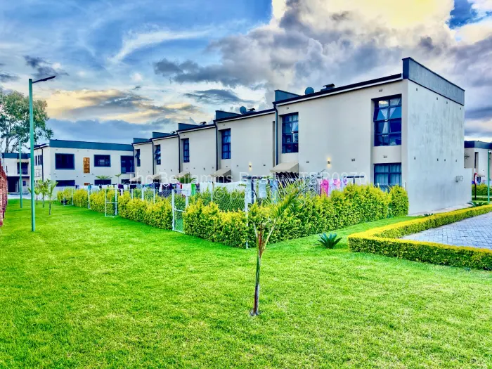Townhouse/Cluster to Rent in Sentosa, Harare