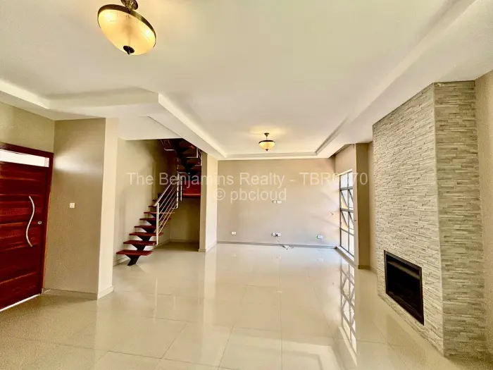Townhouse/Cluster to Rent in Sentosa, Harare