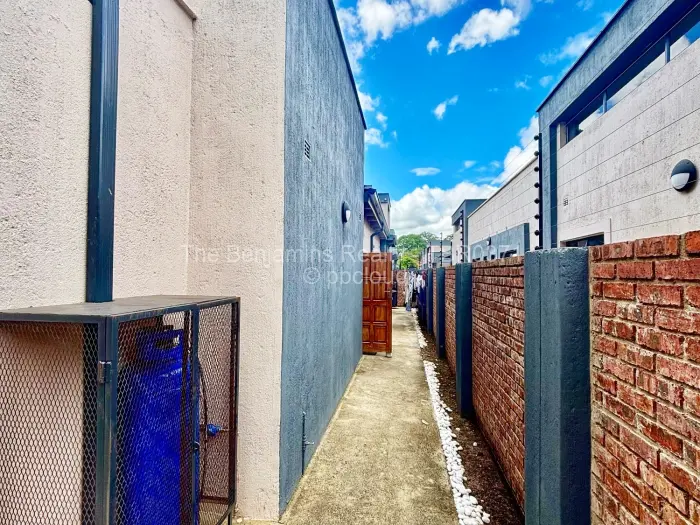 Townhouse/Cluster to Rent in Mount Pleasant, Harare