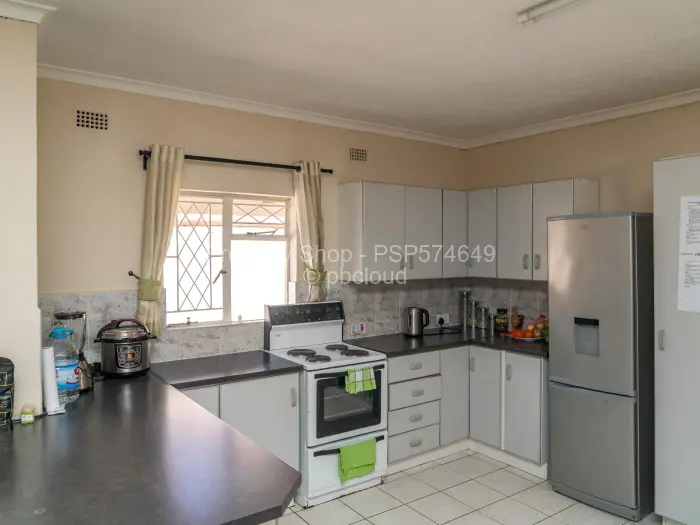 Townhouse/Cluster to Rent in Greendale, Harare