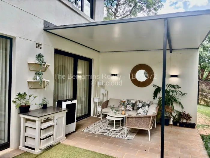 Townhouse/Cluster to Rent in Vainona, Harare