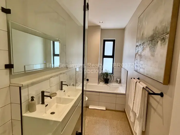 Townhouse/Cluster to Rent in Vainona, Harare