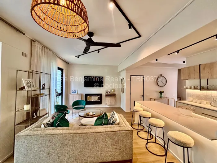 Townhouse/Cluster to Rent in Vainona, Harare