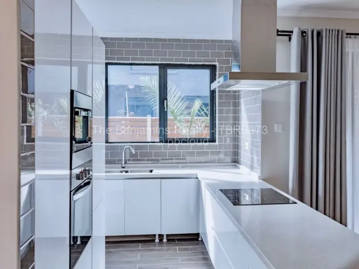 Townhouse/Cluster to Rent in Greendale, Harare