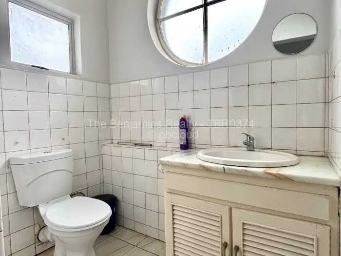 Townhouse/Cluster to Rent in Avondale, Harare