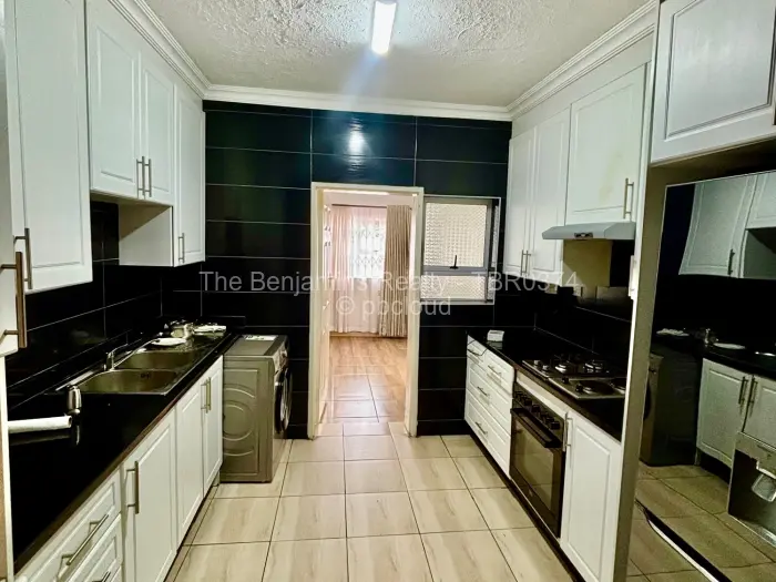 Townhouse/Cluster to Rent in Avondale, Harare