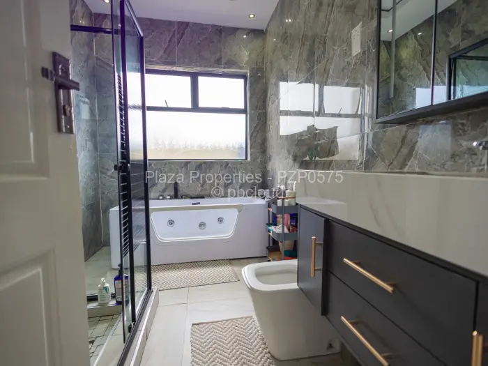 4 Bedroom House for Sale in Mabvazuva Estates, Ruwa