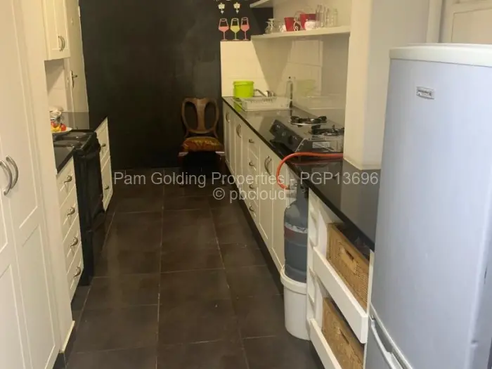 2 Bedroom Cottage/Garden Flat to Rent in Avondale