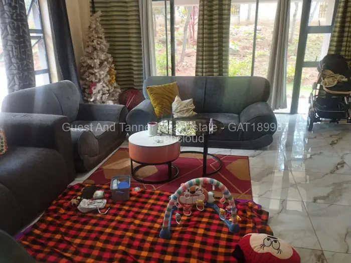 5 Bedroom House for Sale in Shawasha Hills, Harare