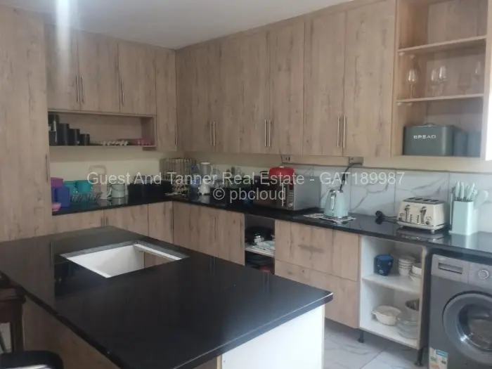 5 Bedroom House for Sale in Shawasha Hills, Harare