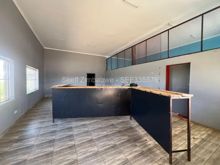 Retail/Shop to Rent in Damofalls, Damofalls