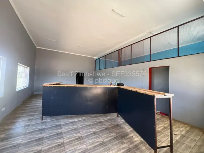 Retail/Shop to Rent in Damofalls, Damofalls