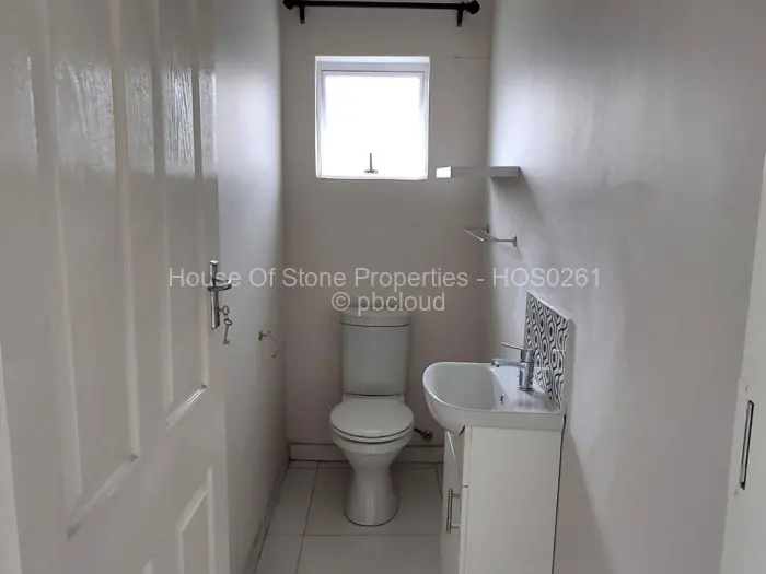 4 Bedroom House to Rent in Fairview