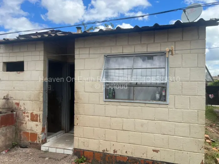 2 Bedroom House to Rent in Mufakose, Harare
