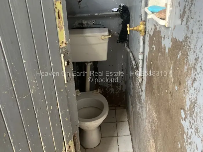 2 Bedroom House to Rent in Mufakose, Harare