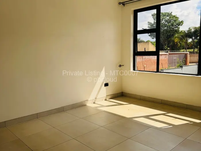 Townhouse/Cluster to Rent in Helensvale, Harare