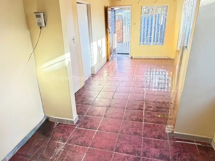 3 Bedroom House to Rent in Kuwadzana, Harare