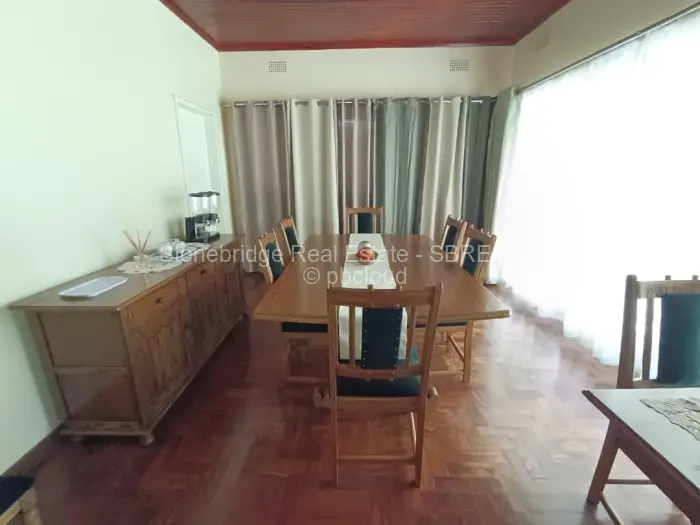 4 Bedroom House to Rent in Matsheumhlope, Bulawayo