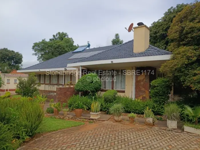 4 Bedroom House to Rent in Matsheumhlope, Bulawayo