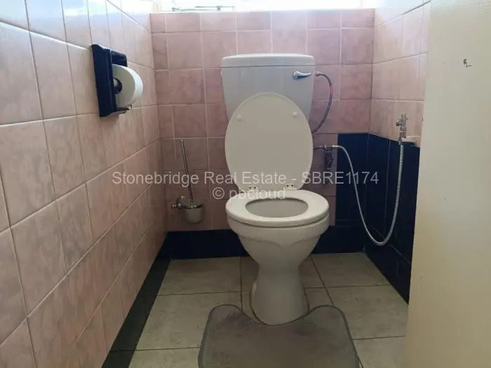 4 Bedroom House to Rent in Matsheumhlope, Bulawayo