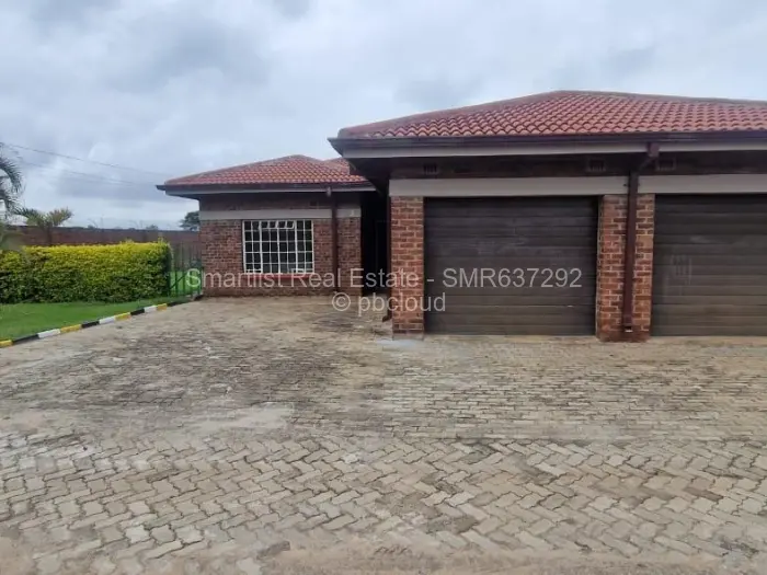 Townhouse/Cluster for Sale in Monavale, Harare