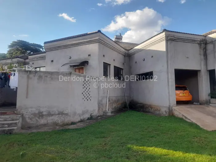 6 Bedroom House for Sale in Carrick Creagh Estate, Harare