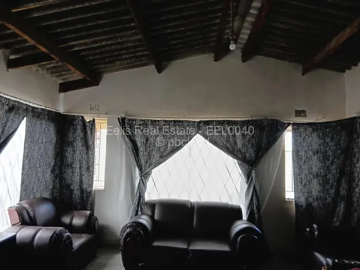 4 Bedroom House for Sale in Woodlands Park, Gweru