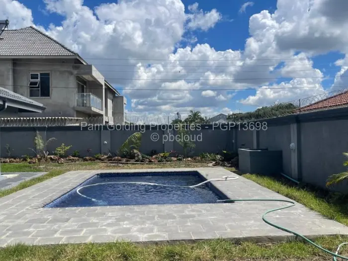 4 Bedroom House to Rent in Highlands, Harare