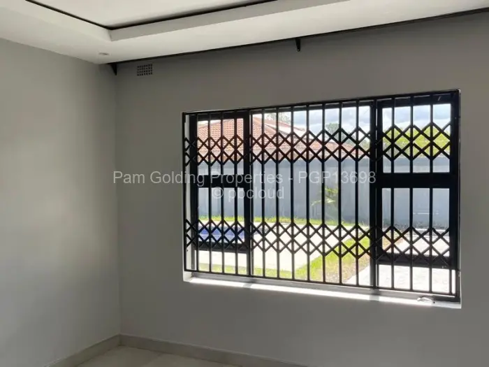 4 Bedroom House to Rent in Highlands, Harare