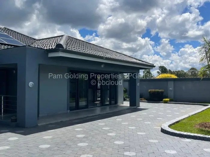 4 Bedroom House to Rent in Highlands, Harare