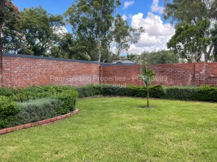 Townhouse/Cluster to Rent in Mount Pleasant