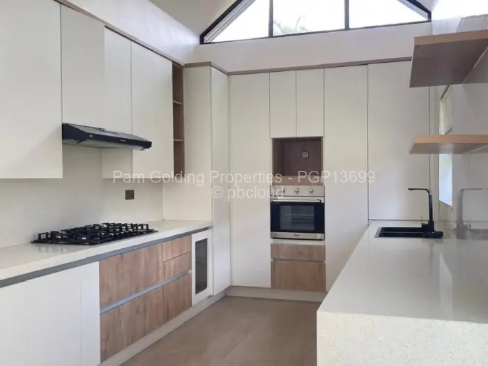 Townhouse/Cluster to Rent in Mount Pleasant