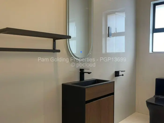 Townhouse/Cluster to Rent in Mount Pleasant