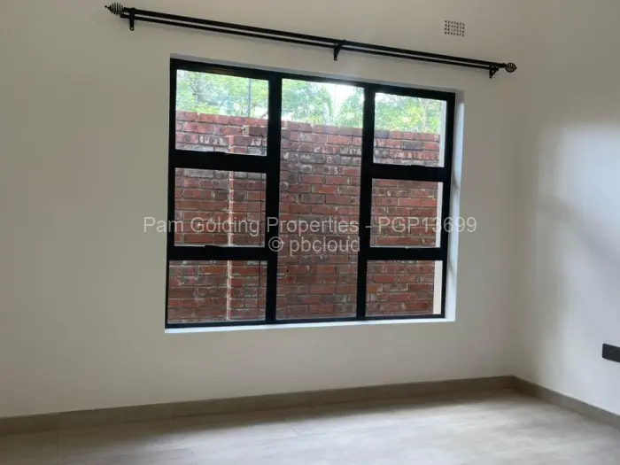 Townhouse/Cluster to Rent in Mount Pleasant