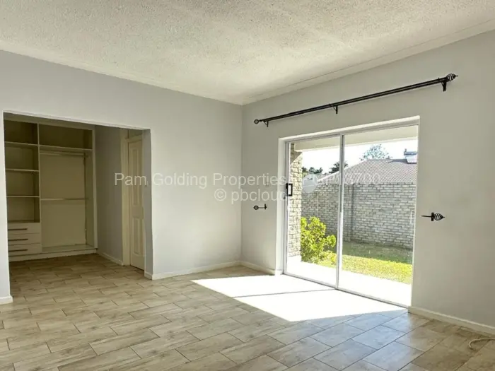 Townhouse/Cluster for Sale in Newlands, Harare