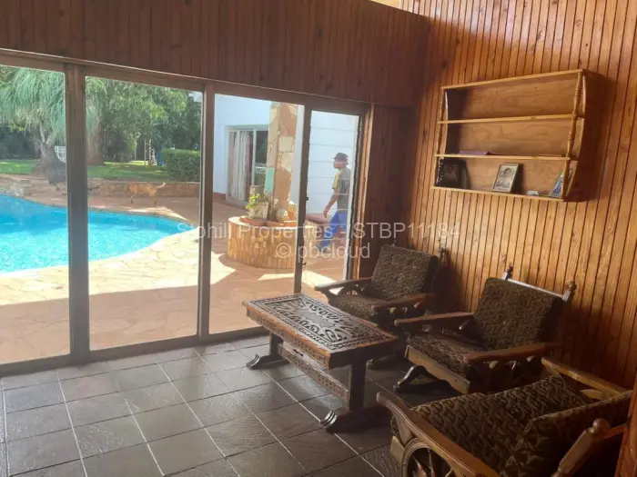 6 Bedroom House for Sale in Gunhill, Harare