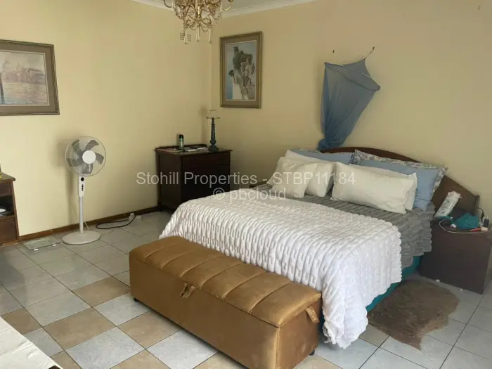 6 Bedroom House for Sale in Gunhill, Harare