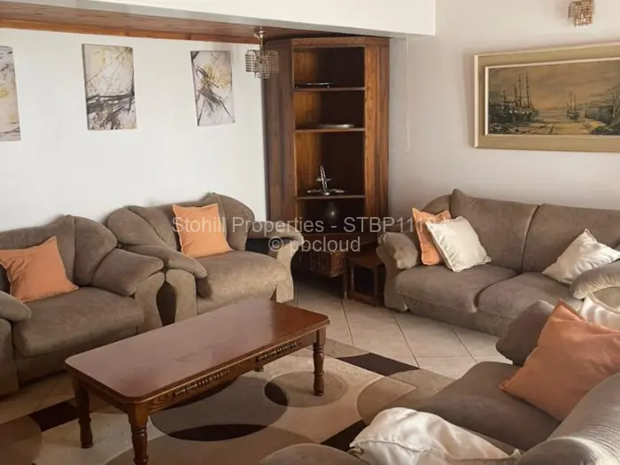 6 Bedroom House for Sale in Gunhill, Harare