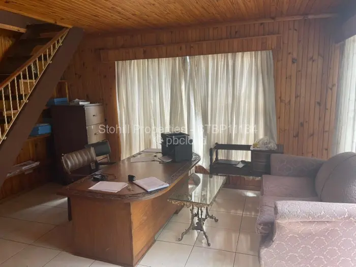 6 Bedroom House for Sale in Gunhill, Harare