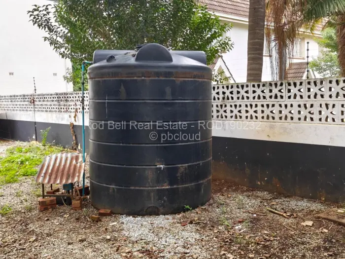 Flat/Apartment to Rent in Avondale West