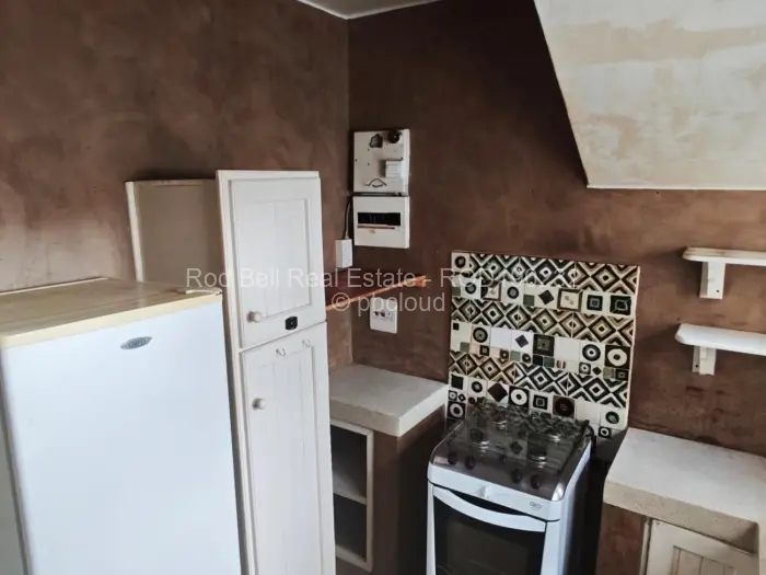 Flat/Apartment to Rent in Avondale West