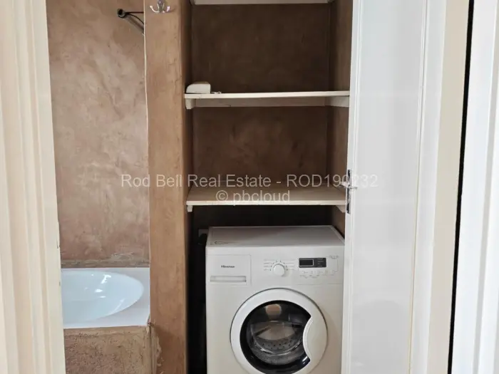 Flat/Apartment to Rent in Avondale West