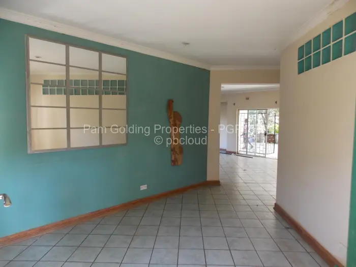 3 Bedroom House for Sale in Chinhoyi, Chinhoyi