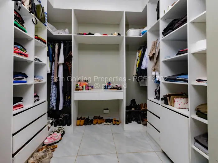 5 Bedroom House for Sale in Haydon Park, Mazowe