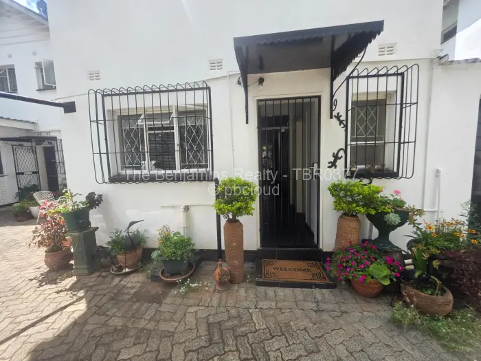 Flat/Apartment to Rent in Avondale