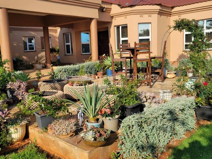 5 Bedroom House to Rent in Mount Pleasant Heights, Harare